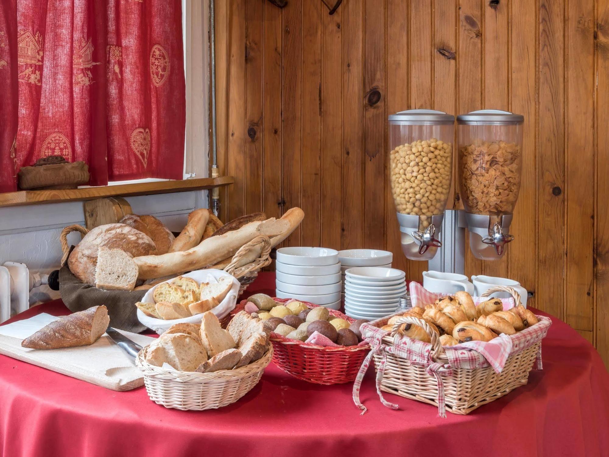 Hotel L'Ecureuil Auron Kültér fotó